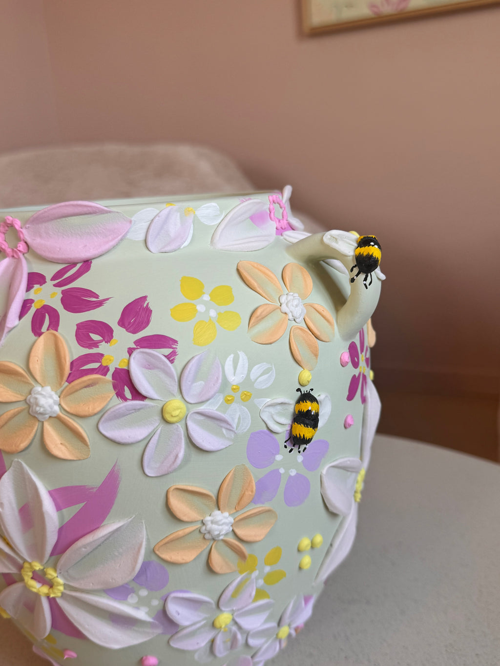 Lys grønn humle 🐝 26 cm