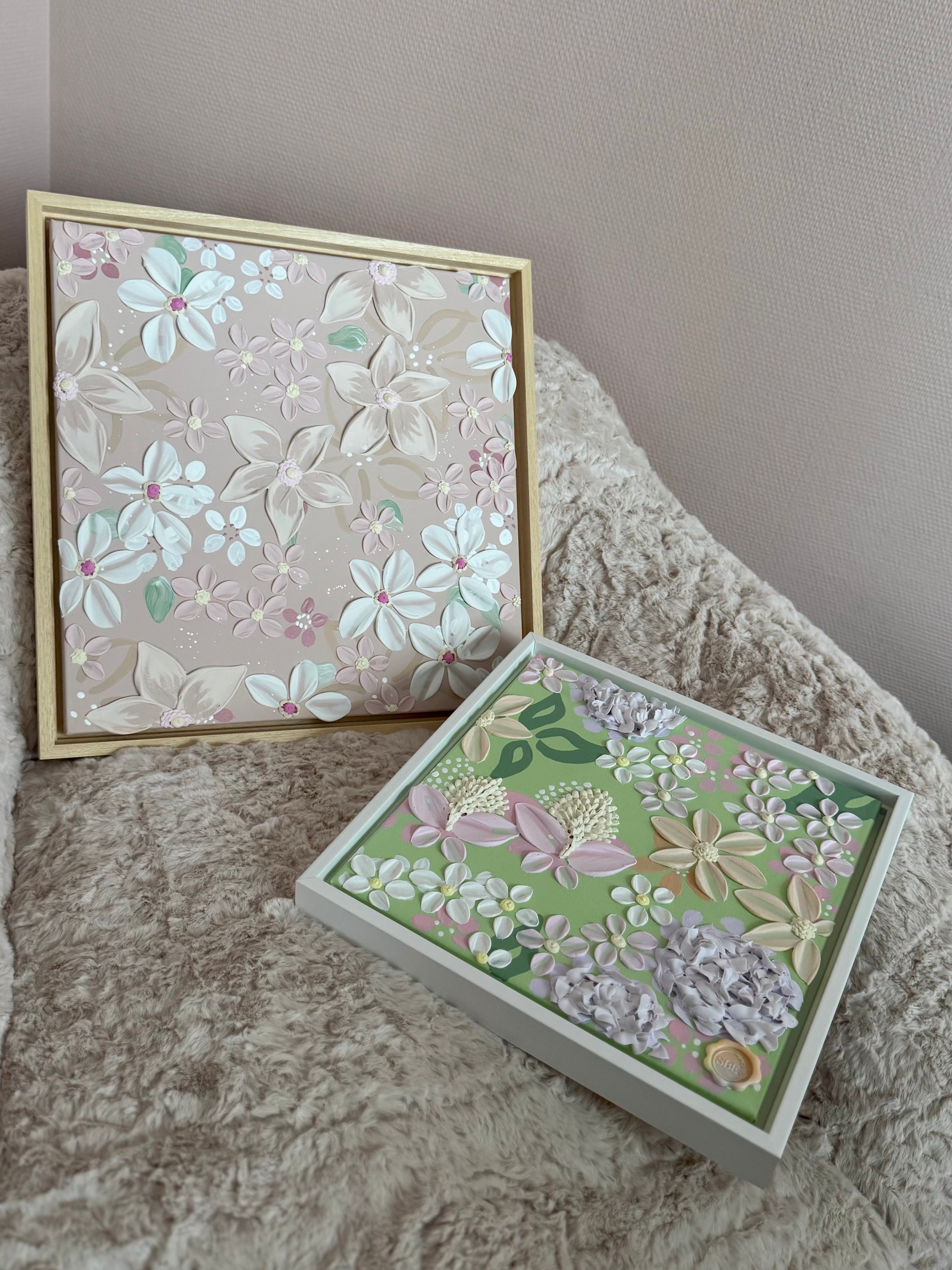 Petite Etoile, Framed, 43 x 43 cm